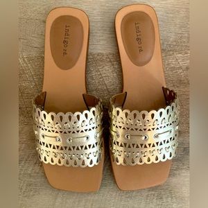 Indigo Rd. Gold Sandals